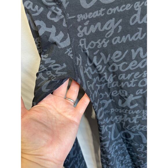 Lululemon Daily Practice Top Tee Black Grey size 6 - Picture 2 of 3